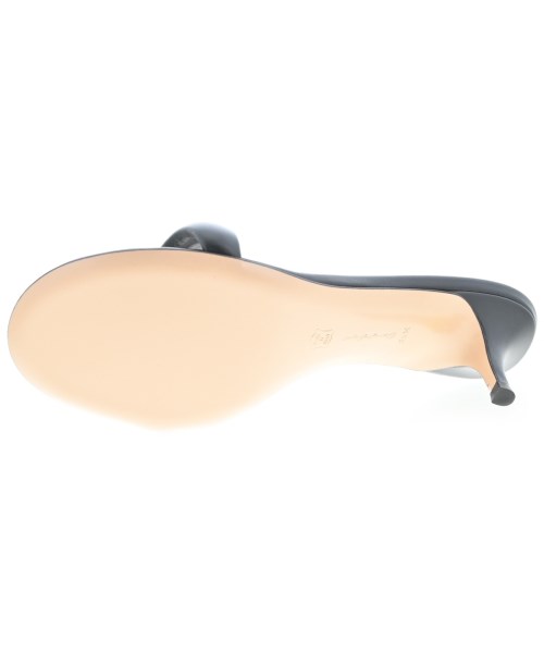 Gianvito Rossi（ジャンヴィトロッシ）パンプス 黒 サイズ:EU38 1/2(25cm位) レディース/2200644610193