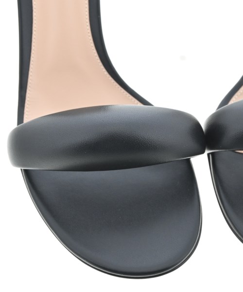 Gianvito Rossi（ジャンヴィトロッシ）パンプス 黒 サイズ:EU38 1/2(25cm位) レディース/2200644610193