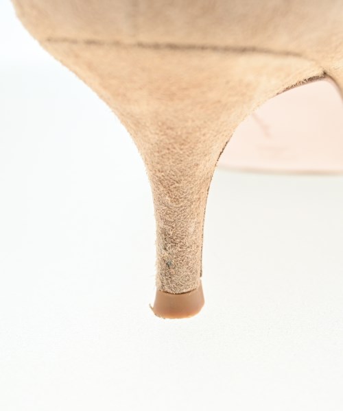 Gianvito Rossi（ジャンヴィトロッシ）パンプス ベージュ サイズ:EU38(24.5cm位) レディース/2200699768122