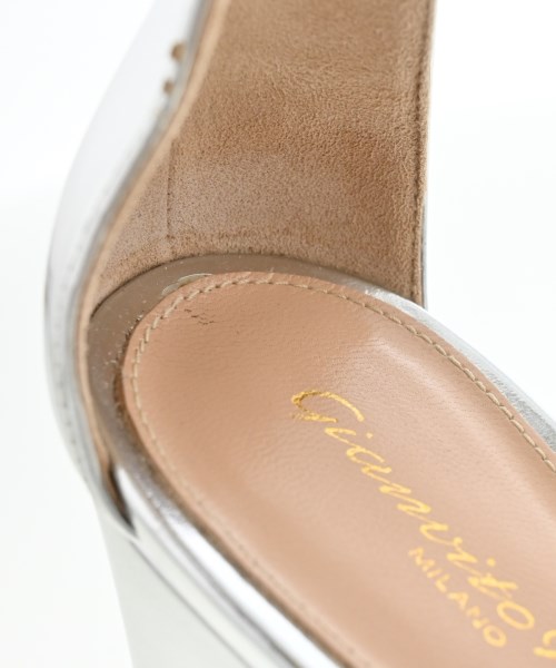 Gianvito Rossi（ジャンヴィトロッシ）サンダル シルバー サイズ:EU37(23.5cm位) レディース/2200705591089