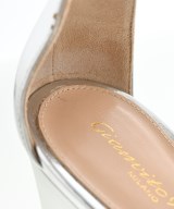 Gianvito Rossi（ジャンヴィトロッシ）サンダル シルバー サイズ:EU37(23.5cm位) レディース/2200705591089