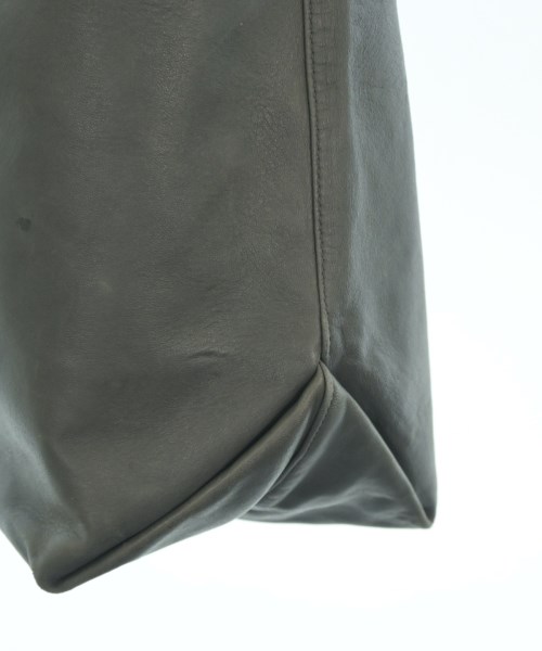 SAINT LAURENT PARIS（サンローランパリ）ショルダーバッグ グレー サイズ:- レディース/2200643719385