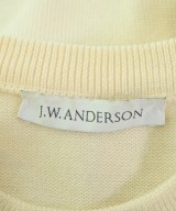 JW Anderson（ジェイダブリューアンダーソン）ニット・セーター 白 サイズ:XS レディース/2200675236041