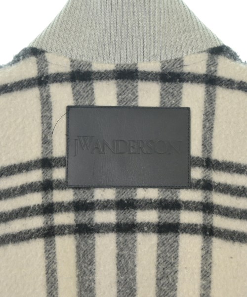 JW Anderson（ジェイダブリューアンダーソン）その他 白 サイズ:L メンズ/2200654849033