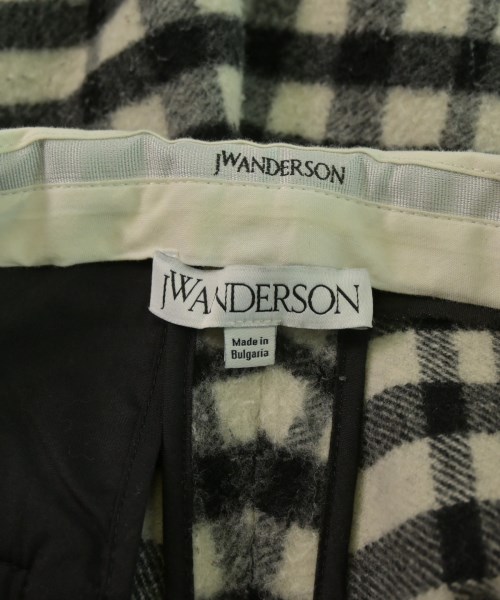 JW Anderson（ジェイダブリューアンダーソン）ショートパンツ 白 サイズ:L メンズ/2200649900176