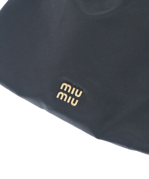 Miu Miu（ミュウミュウ）ポーチ 黒 サイズ:- レディース/2200554481197
