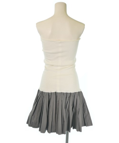 Miu Miu（ミュウミュウ）ワンピース 白 サイズ:40(M位) レディース/2200636218055