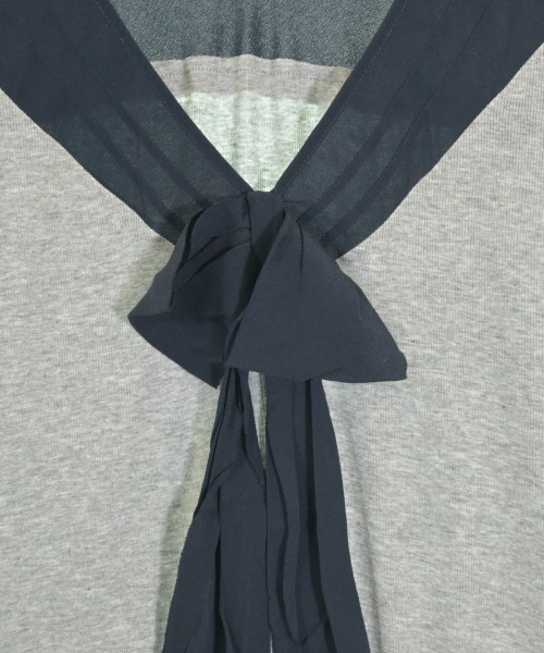 Miu Miu（ミュウミュウ）Tシャツ・カットソー グレー サイズ:XS レディース/2200644058025