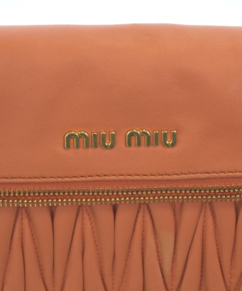 Miu Miu（ミュウミュウ）ショルダーバッグ オレンジ サイズ:- レディース/2200593198841