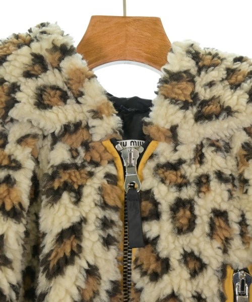 Miu Miu（ミュウミュウ）その他 ベージュ サイズ:36(XS位) レディース/2200624955023