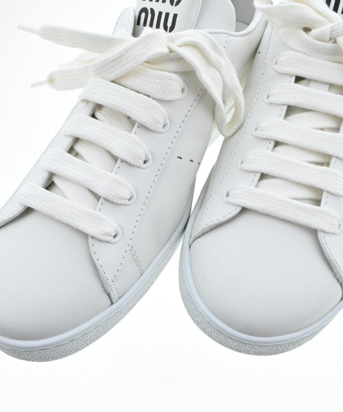Miu Miu（ミュウミュウ）スニーカー 白 サイズ:42 1/2(27.5cm位) レディース/2200626950163