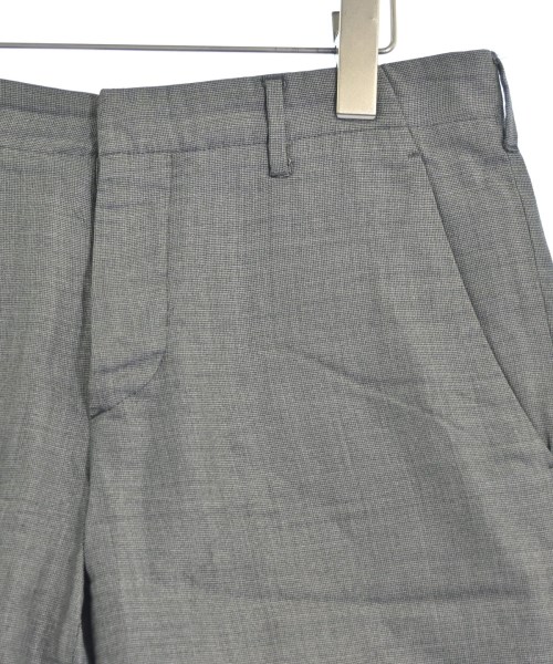 Miu Miu（ミュウミュウ）ショートパンツ グレー サイズ:-(L位) レディース/2200632964048