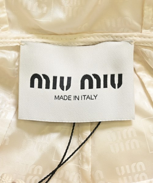 Miu Miu（ミュウミュウ）その他 白 サイズ:38(S位) レディース/2200634130069