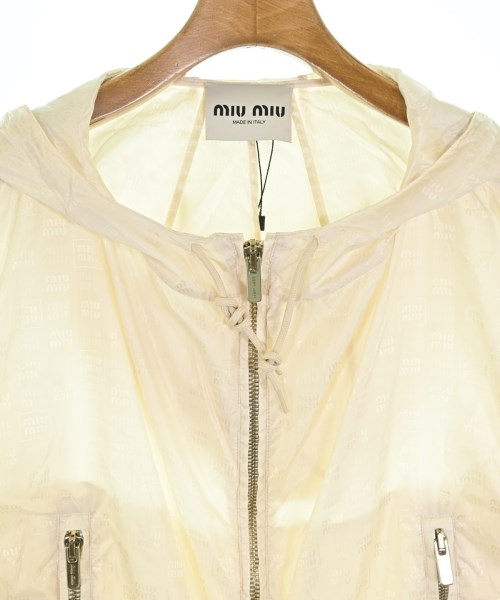 Miu Miu（ミュウミュウ）その他 白 サイズ:38(S位) レディース/2200634130069