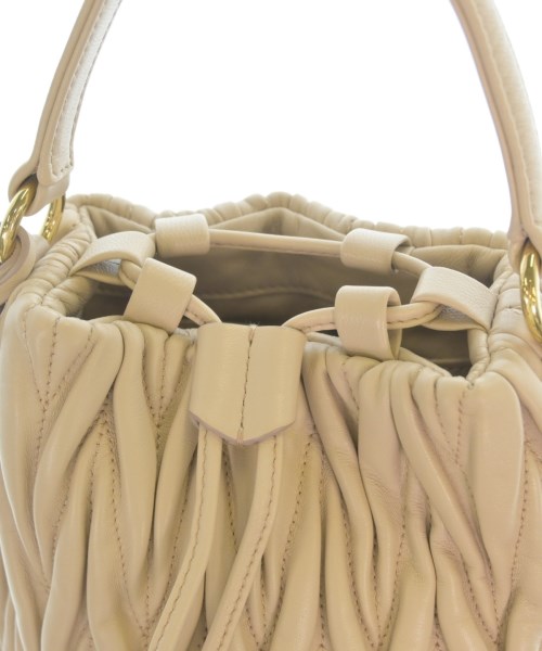 Miu Miu（ミュウミュウ）ショルダーバッグ ピンク サイズ:- レディース/2200621064056