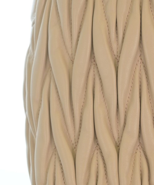 Miu Miu（ミュウミュウ）ショルダーバッグ ピンク サイズ:- レディース/2200621064056