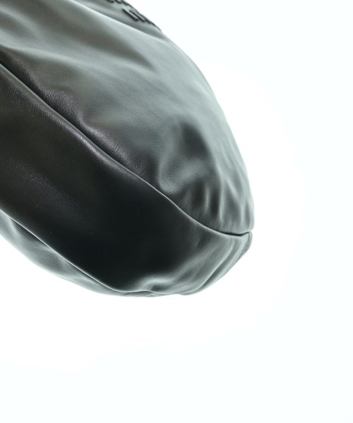 Miu Miu（ミュウミュウ）ショルダーバッグ 黒 サイズ:- レディース/2200675418034