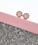 Miu Miu（ミュウミュウ）ポーチ シルバー サイズ:- レディース/2200680181039