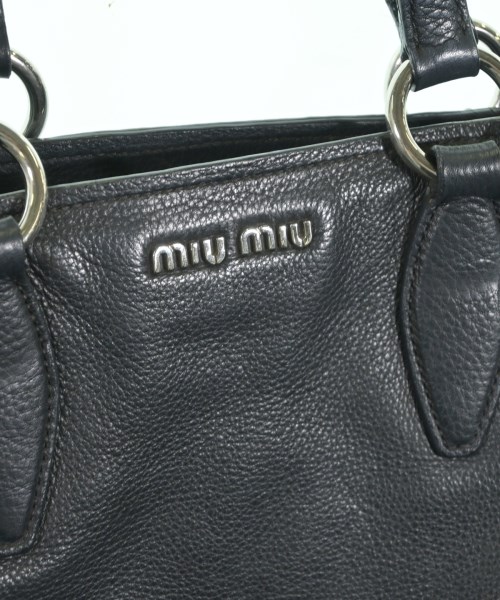 Miu Miu（ミュウミュウ）ショルダーバッグ 黒 サイズ:- レディース/2200681681033