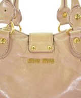 Miu Miu（ミュウミュウ）ショルダーバッグ ベージュ サイズ:- レディース/2200712967075