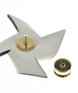 Miu Miu（ミュウミュウ）ブローチ・コサージュ 緑 サイズ:TU レディース/2200648334064