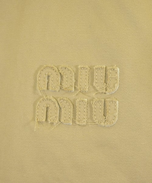 Miu Miu（ミュウミュウ）その他 ベージュ サイズ:40(M位) レディース/2200651076050