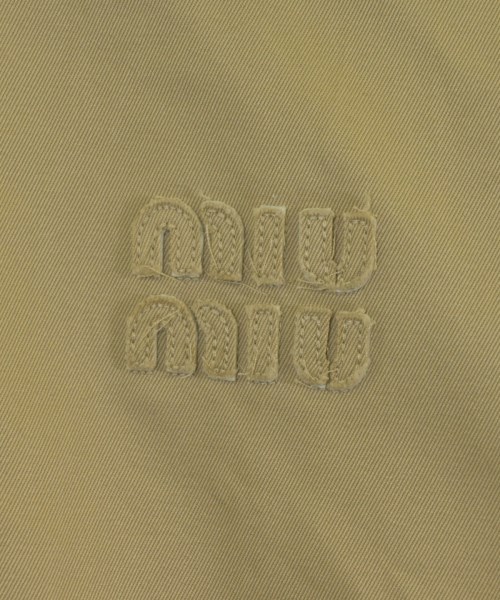 Miu Miu（ミュウミュウ）その他 ベージュ サイズ:40(M位) レディース/2200651076067