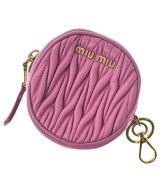 Miu Miu（ミュウミュウ）ポーチ ピンク サイズ:- レディース/2200646437057