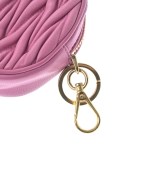 Miu Miu（ミュウミュウ）ポーチ ピンク サイズ:- レディース/2200646437057