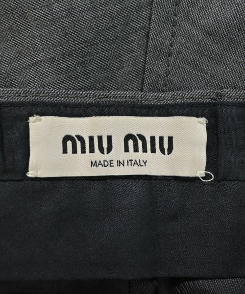 Miu Miu（ミュウミュウ）ショートパンツ グレー サイズ:38(S位) レディース/2200706362022