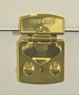 Miu Miu（ミュウミュウ）ショルダーバッグ 白 サイズ:- レディース/2200666132055