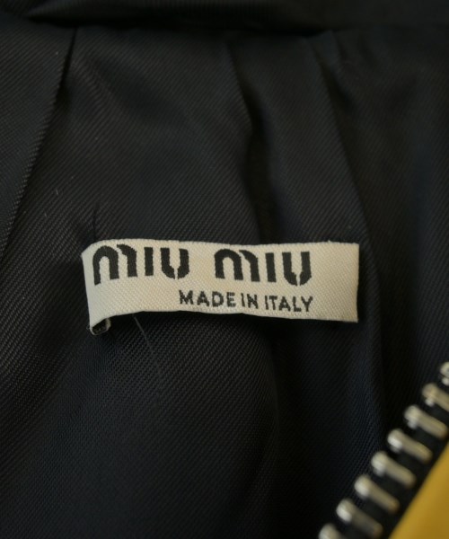 Miu Miu（ミュウミュウ）その他 ベージュ サイズ:36(XS位) レディース/2200665677038