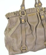 Miu Miu（ミュウミュウ）ハンドバッグ カーキ サイズ:- レディース/2200680767059