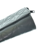 GARETH PUGH（ガレスピュー）クラッチバッグ グレー サイズ:- レディース/2200649458028