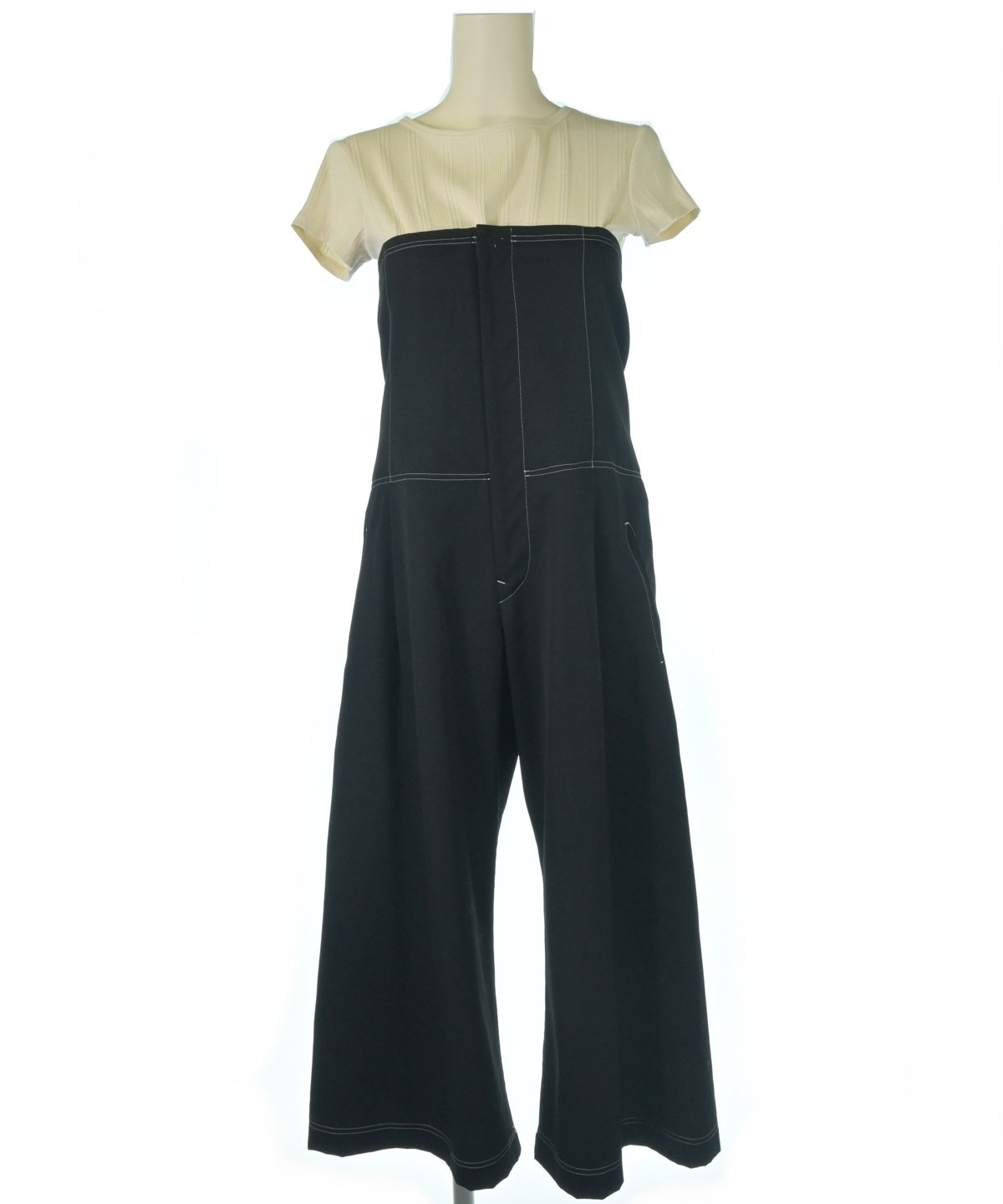 雑誌very掲載　完売品　roughlow オールインワン　ブラック　試着のみ 雑誌very掲載 完売品 roughlow オールインワン ブラック 試着