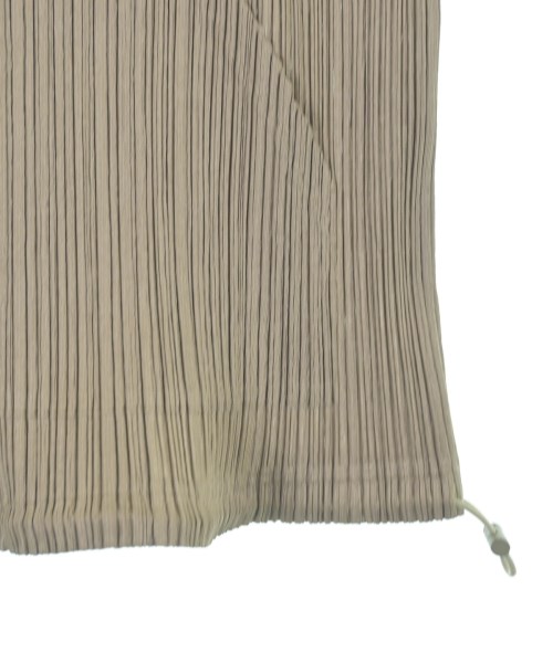 PLEATS PLEASE（プリーツプリーズ）ベスト ベージュ サイズ:3(L位) レディース/2200641298028