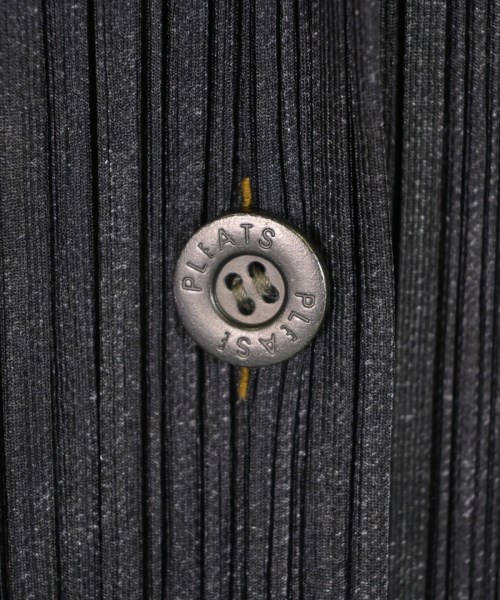 PLEATS PLEASE（プリーツプリーズ）その他 グレー サイズ:4(XL位) レディース/2200641329043