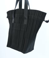 PLEATS PLEASE（プリーツプリーズ）ハンドバッグ 黒 サイズ:- レディース/2200627320088