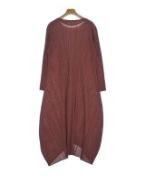 PLEATS PLEASE（プリーツプリーズ）ワンピース 赤 サイズ:-(M位) レディース/2200629353039