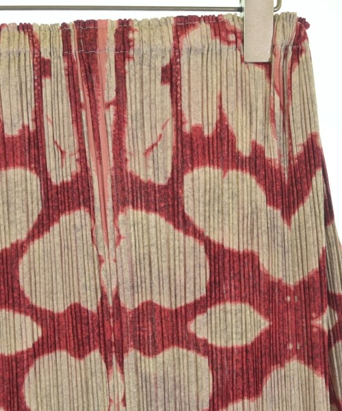 PLEATS PLEASE（プリーツプリーズ）ロング・マキシ丈スカート 赤 サイズ:3(L位) レディース/2200631329046