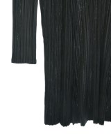 PLEATS PLEASE（プリーツプリーズ）カジュアルシャツ 黒 サイズ:-(XS位) レディース/2200633692056