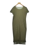 PLEATS PLEASE（プリーツプリーズ）ワンピース カーキ サイズ:3(L位) レディース/2200610041051