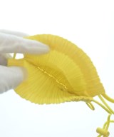 PLEATS PLEASE（プリーツプリーズ）ショルダーバッグ 黄 サイズ:- レディース/2200614885057