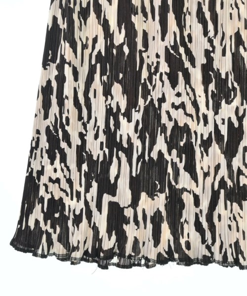 PLEATS PLEASE（プリーツプリーズ）ひざ丈スカート 白 サイズ:2(M位) レディース/2200620777223