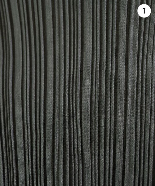 PLEATS PLEASE（プリーツプリーズ）その他 グレー サイズ:2(M位) レディース/2200602767020