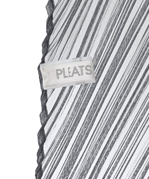 PLEATS PLEASE（プリーツプリーズ）ストール グレー サイズ:- レディース/2200673309099