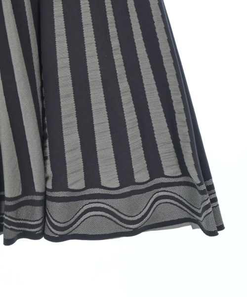 PLEATS PLEASE（プリーツプリーズ）ひざ丈スカート 黒 サイズ:3(L位) レディース/2200675114035