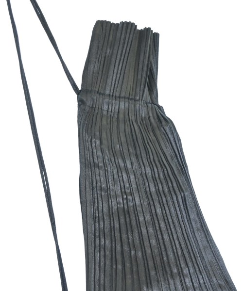 PLEATS PLEASE（プリーツプリーズ）その他 黒 サイズ:- レディース/2200678644089