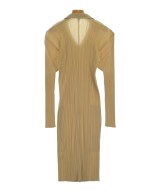 PLEATS PLEASE（プリーツプリーズ）シャツワンピース ベージュ サイズ:4(XL位) レディース/2200694047048