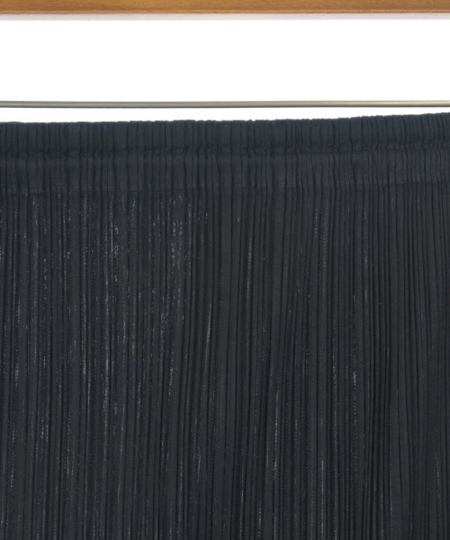 PLEATS PLEASE（プリーツプリーズ）ロング・マキシ丈スカート 紺 サイズ:1(S位) レディース/2200696290596